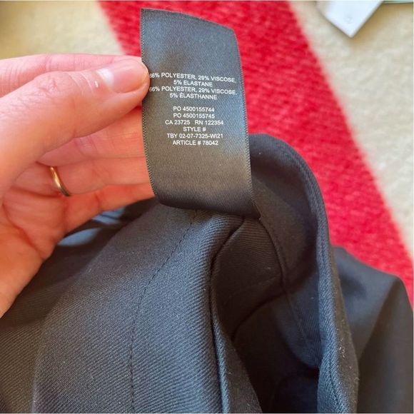 Sunday Best | Aritzia Olive Pleated Mini Skirt Black Size 6 - Picture 8 of 8